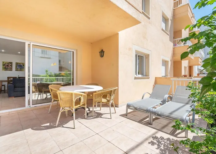 Apartamento Talaia Bajos A *